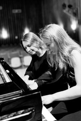 Klavierduo Cristina Marton-Argerich und Antonia Miller: Morgenland