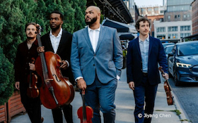 Isidore String Quartet - Phoenix Avalon – Violine; Adrian Steele – Violine; Devin Moore – Viola; Joshua McClendon – Violoncello