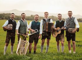 G'fühlsechte Tanzlmusik