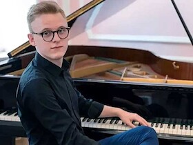 Jan Cmejla, Klavier