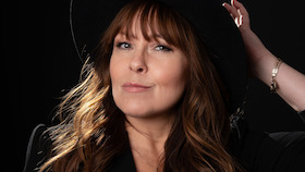 Katie Freudenschuss - One-Woman-Show