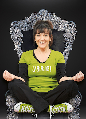 Rena Schwarz - jung attraktiv übrig 2.0