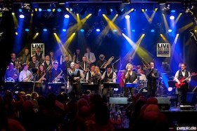 VORSICHT GEBLÄSE! - Die Party-Bigband
