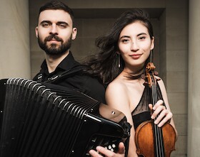 Duo Stringbreeze - Tanz durch die Epochen
