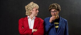Zärtlichkeiten mit Freunden - Alles muss, nichts kann.