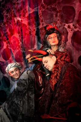 Der Teufel mit den 3 goldenen Haaren - mit Kinderschminken und Kinder-Halloween-Party im Anschluss