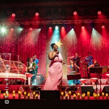 Max and Friends are coming to town! - A glamorous swinging & soulful Christmas!