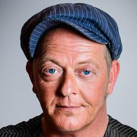Gag & Breakfast - mit Michael Eller