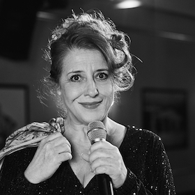 Luise Kinseher | Mary from Bavary – Endlich solo! - Open Air*