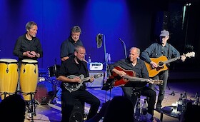 „Santana & Friends“ mit den Momentensammlern