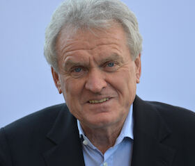 Lesung mit Sepp Maier - Als der Fußball noch Charakter hatte