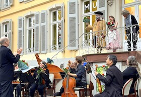 Sommerabend im Park - Eine Serenade mit Musik, Tanz und Theater
