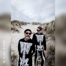 Jan Plewka & Marco Schmedtje - Between the Lights