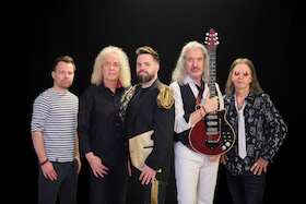 WE ROCK QUEEN - Best of Queen - The Show goes on