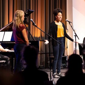 DIE DEMOKRATIE-MONOLOGE - Work-in-Progress Vorpremiere