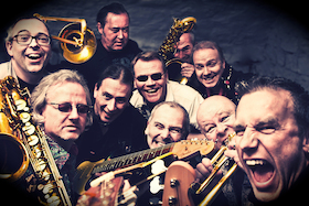 Dr. Mablues and the detail horns - Die beste Empfehlung seit es Doktoren gibt!