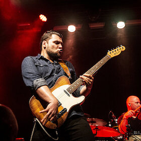 Stef Paglia + Band - Bluesgetriebener Roots Rock mit Hammond Power und rock’n’rolliger Attitüde