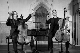 Cello Duello