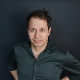 Marco Tschirpke "Musik-Kabarett" - „DICHTEN, BIS ICH DRESCHE KRIEGE“
