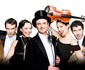 CASANOVA SOCIETY ORCHESTRA - DIE GOLDENEN 20ER - Musikalische Revue mit dem Tanzorchester des Hotel Adlon Berlin