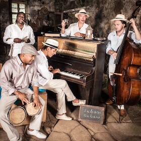 Klazz Brothers & Cuba Percussion