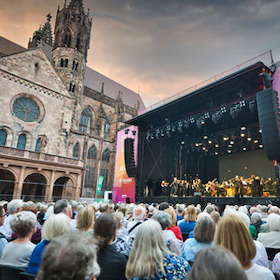 Münsterplatzkonzert 2027: Freiburger Barockorchester & Olivia Vermeulen